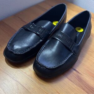 Kenneth Cole loafers size 5 black